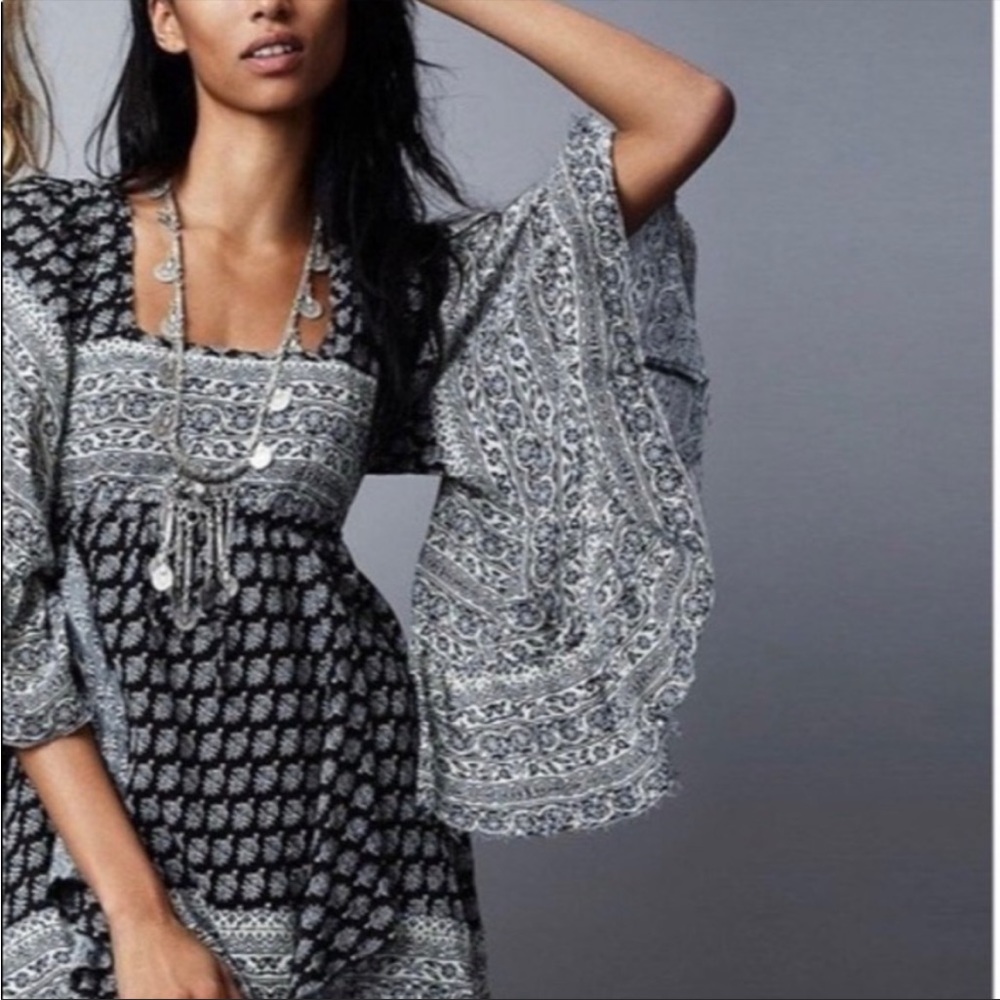 FREE PEOPLE Heart Of Gold Boho Mini Dress Angel Sleeves Size XS